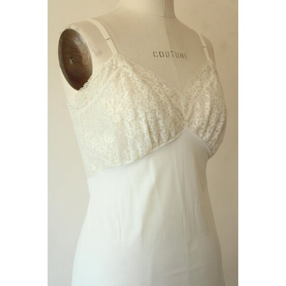 Vintage 1950s Van Raalte Nylon Full Slip, Sauvette, Ivory with Embroidered Lace - Picture 5 of 10